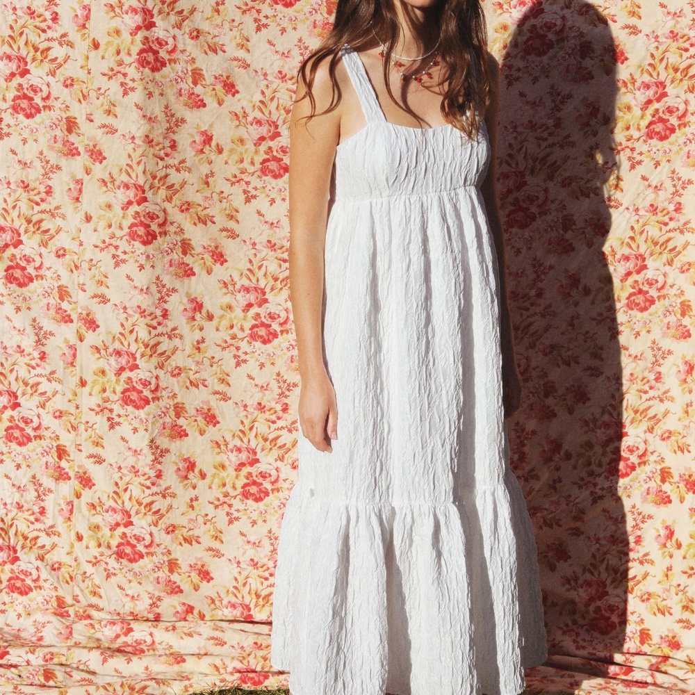 Zara Voluminous Textured Weave White Midi-Maxi Dress Small